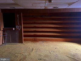26910829