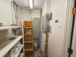 25001577
