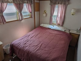 25180759