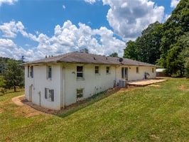 25340600