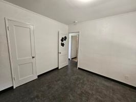 25418300