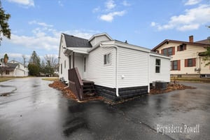 25447084