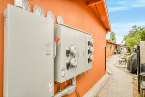 25513891