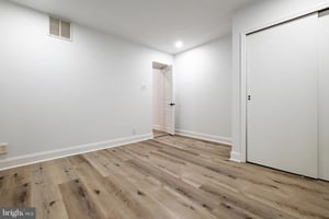 25478558