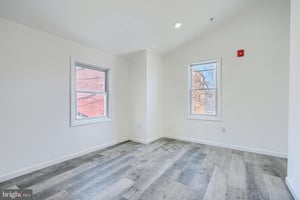 29214300