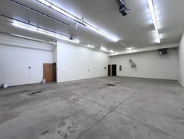 25528747
