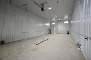 25542976