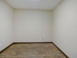 25664744