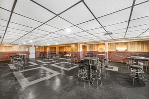 25688432