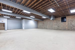 25688759