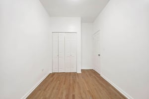 25690219
