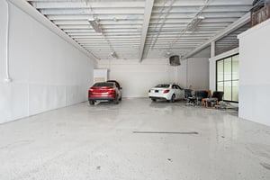 25690485