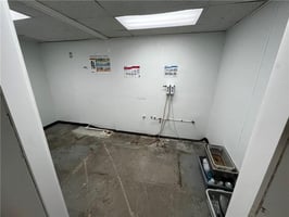 25709160
