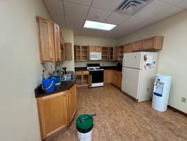 25715626