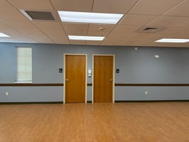 25728578