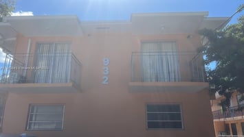 28172901