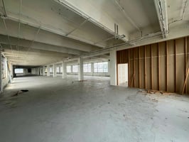 29588624