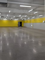 25729653