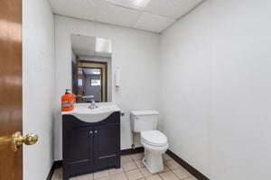 25732522