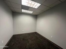 25737661
