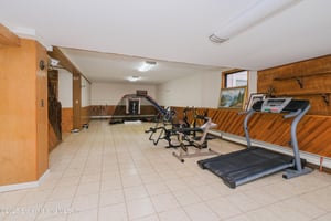 25765918