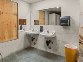 25805581
