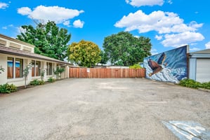 25806084
