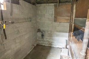 32038908