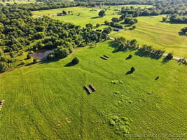 27305942