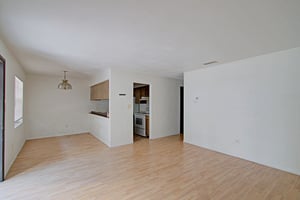32404101