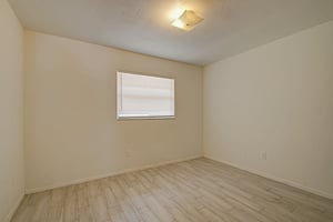 32404098