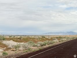 26405690