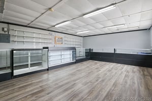 33695001