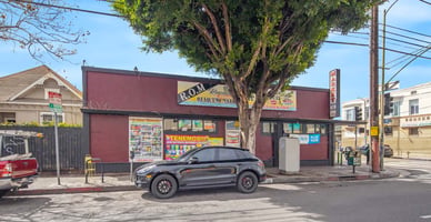 31368005