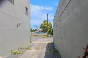 26704521