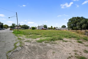 27204968