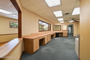 29700574