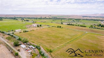 26915674