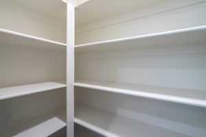 32348981