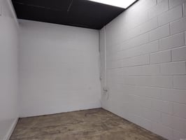 26938373