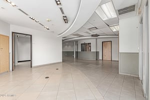 27068441
