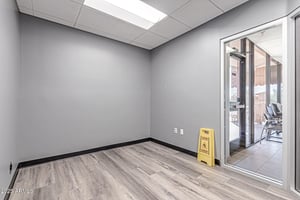 27068463
