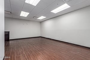 27068453