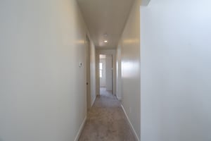 32618027