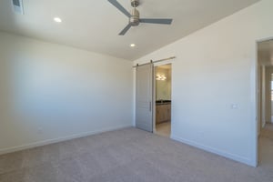 32618042