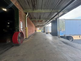 27000476