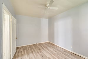 27022942