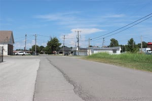 27026518