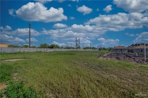 27296334