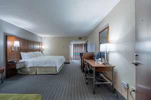 27040478